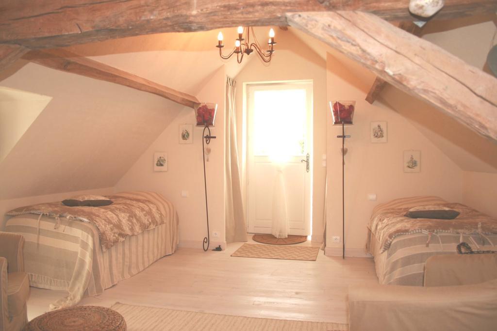 Chambres D'Hotes Le Clos Du Puits 莫讷 客房 照片